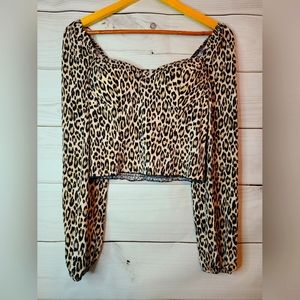 🌟NWT Sincerely Jules Crop Top Size Small